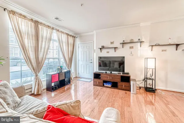 $509,000 | 42601 Cardinal Trace Terrace, Brambleton, VA 20148