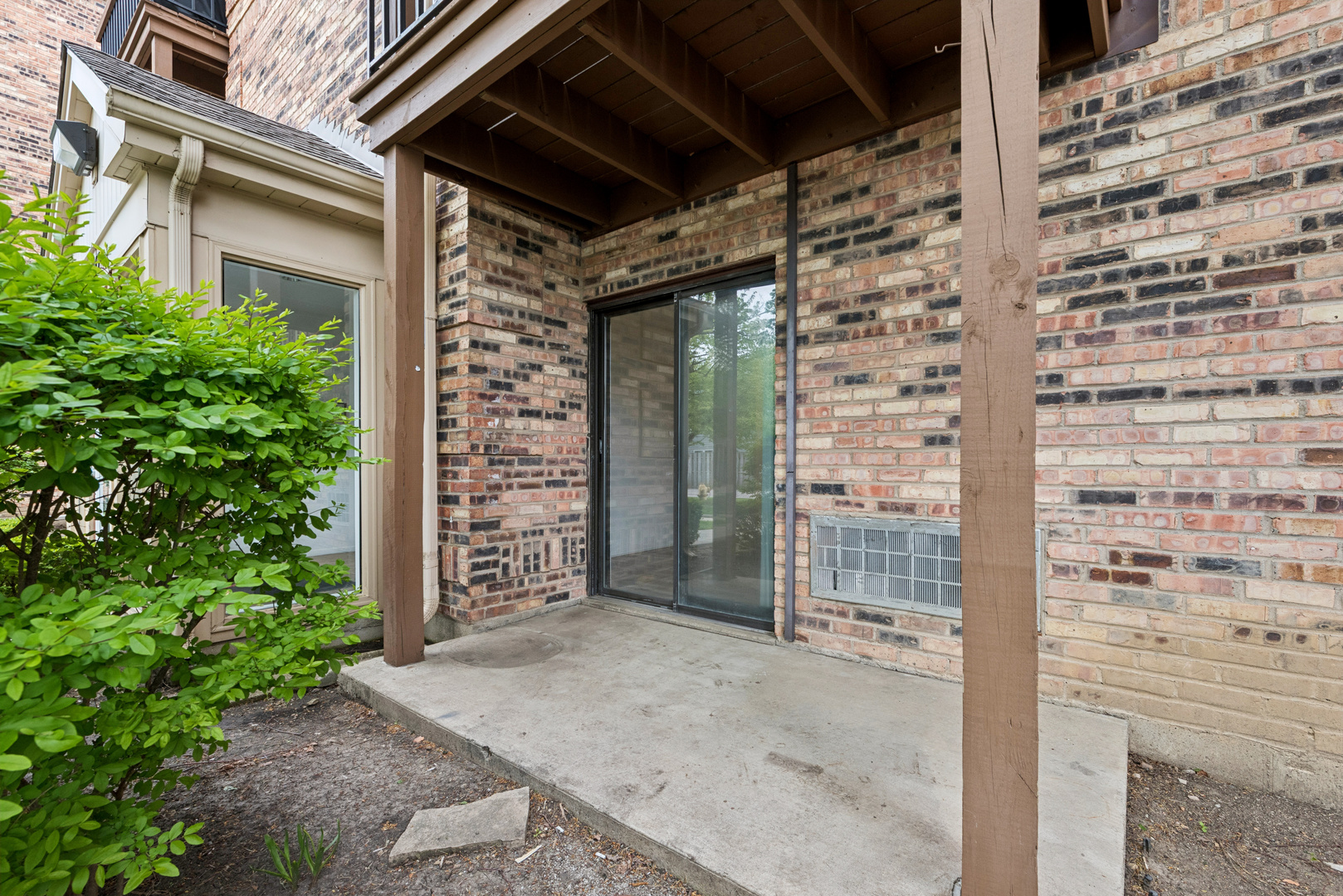 2213 West Nichols Road, Unit B Arlington Heights, IL 60004 - Photo 17 of 23 a view of entryway door of the house