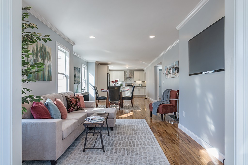 17-19 Osborne Road, Unit 17 Arlington, MA 02474 - Photo 6 of 17 Gallery Image 6