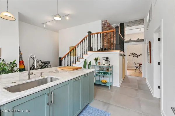 $385,000 | 1951 North Market Street, Unit 9, Jacksonville, FL 32206