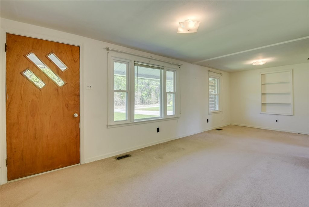 63 Flat Rock Road Modoc, SC 29838 - Photo 3 of 29