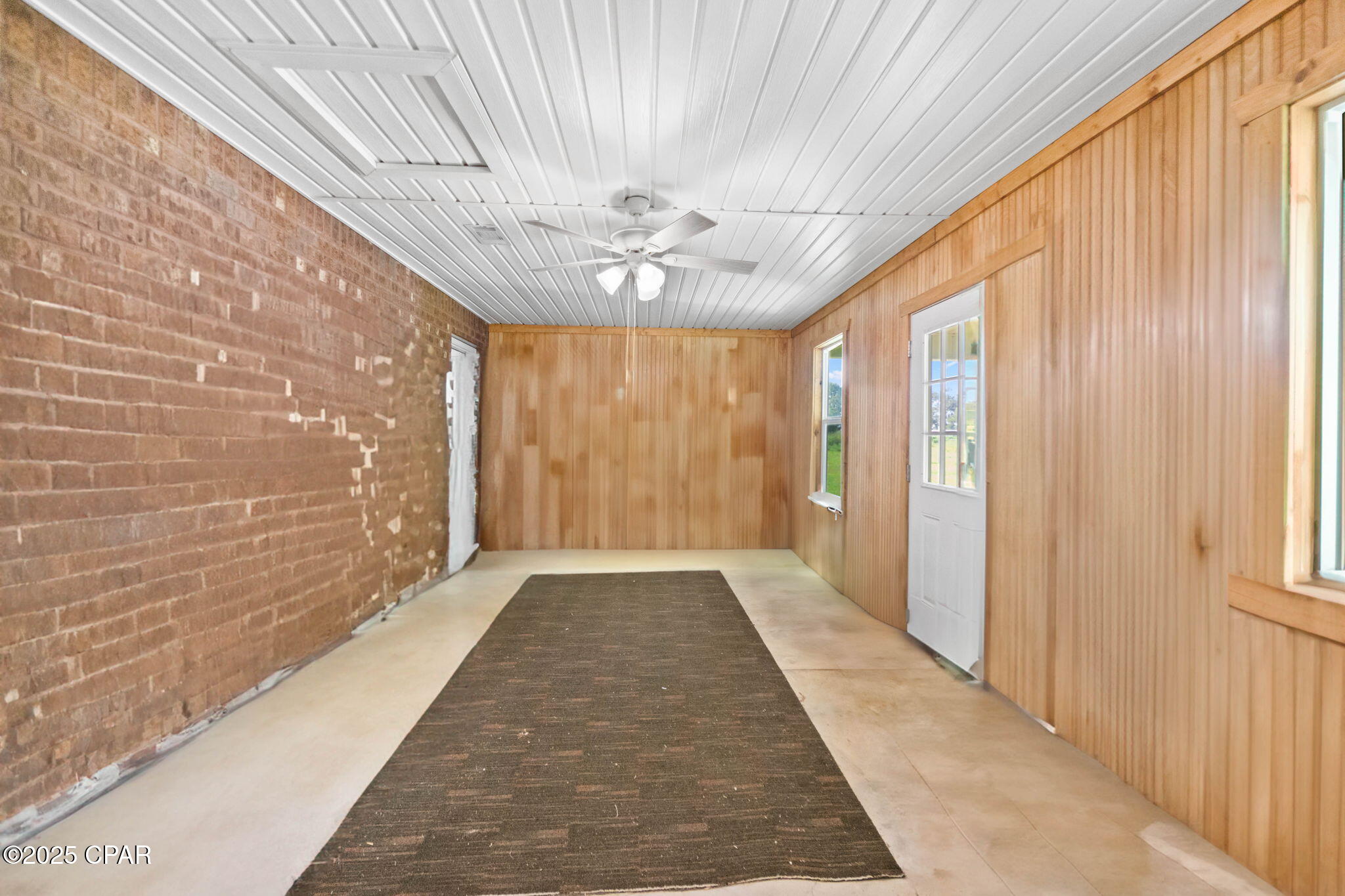 1098 Whitaker Road Graceville, FL 32440 - Photo 13 of 30 Gallery Image 13
