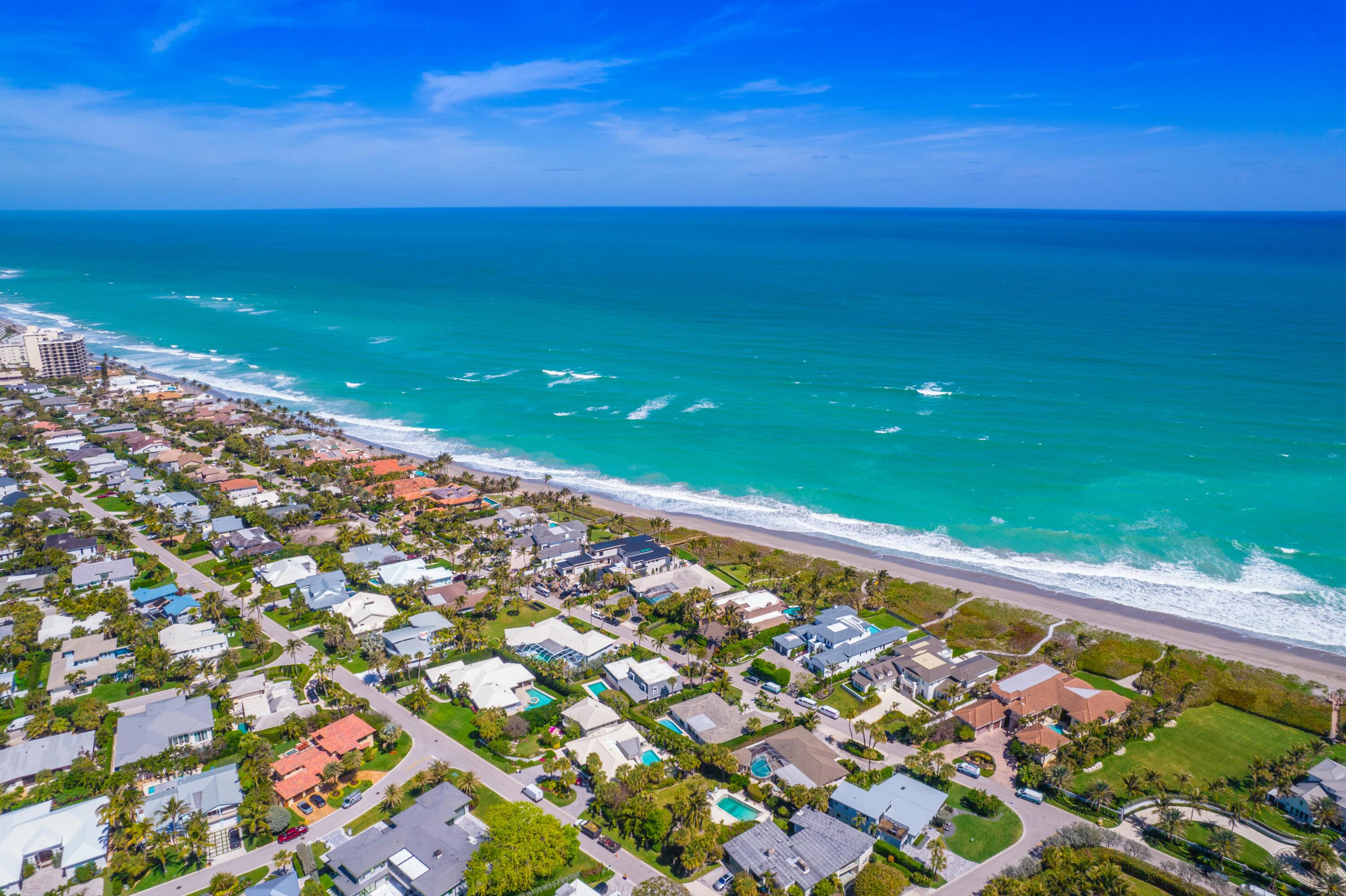 74 Lighthouse Drive Jupiter Inlet Colony, FL 33469 - Photo 2 of 2 Aerial