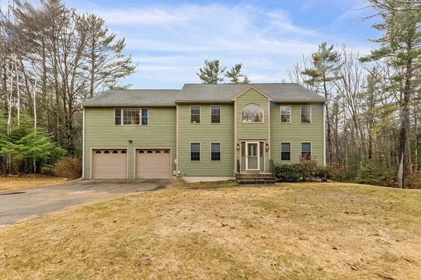 $750,000 | 22 Lakewood Drive, Alton, NH 03810