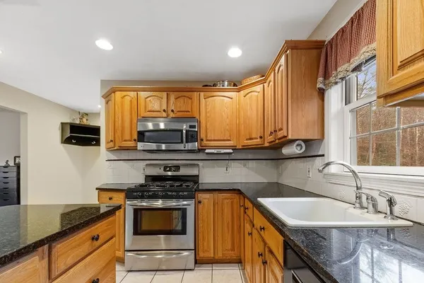 $750,000 | 22 Lakewood Drive, Alton, NH 03810