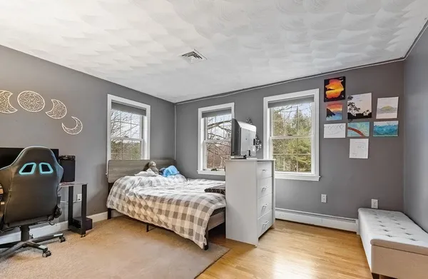 $750,000 | 22 Lakewood Drive, Alton, NH 03810
