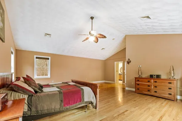 $750,000 | 22 Lakewood Drive, Alton, NH 03810