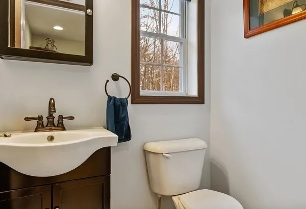 $750,000 | 22 Lakewood Drive, Alton, NH 03810