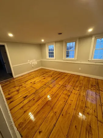 $2,200 | 368 North Elm Street, Unit 2, West Bridgewater, MA 02379