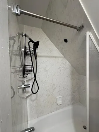 $2,200 | 368 North Elm Street, Unit 2, West Bridgewater, MA 02379