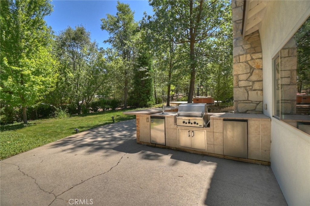 28411 North Shore Road Lake Arrowhead, CA 92352 - Photo 47 of 66 Outdoor Kitchen