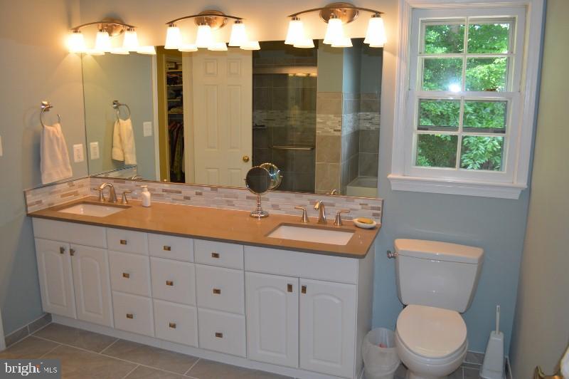 9302 Mac Swain Place Springfield, VA 22153 - Photo 25 of 69 Master Bath