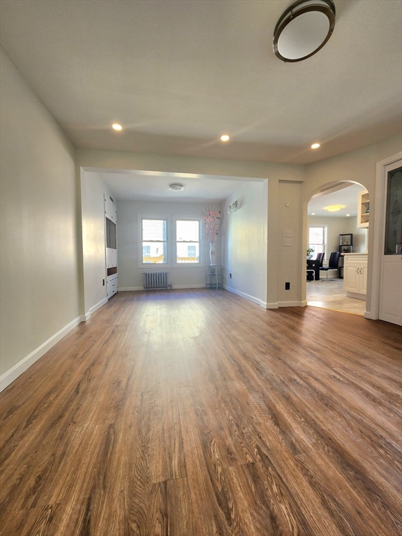 52 Harrison Street Worcester, MA 01604 - Photo 3 of 32