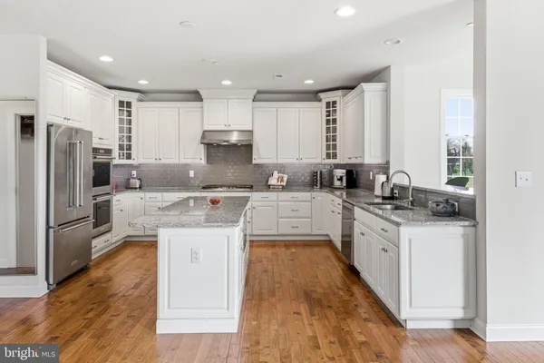 $1,845,000 | 305 Greenbank Lane, Newtown Square, PA 19073