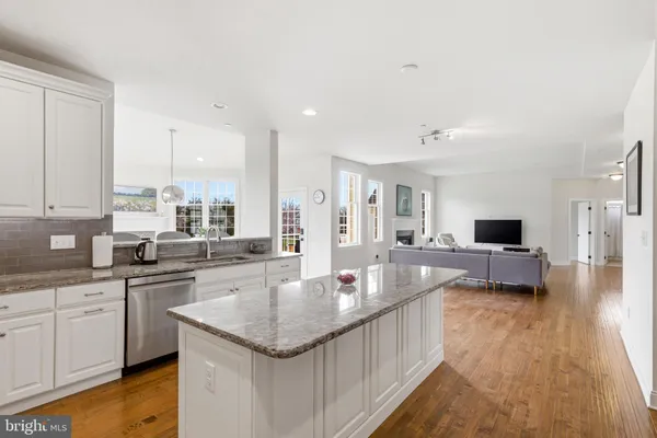 $1,845,000 | 305 Greenbank Lane, Newtown Square, PA 19073