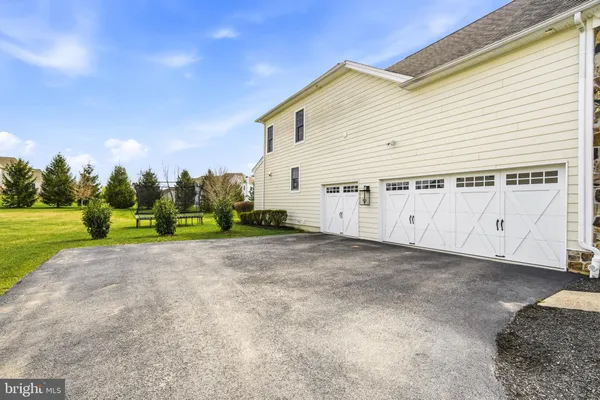 $1,845,000 | 305 Greenbank Lane, Newtown Square, PA 19073