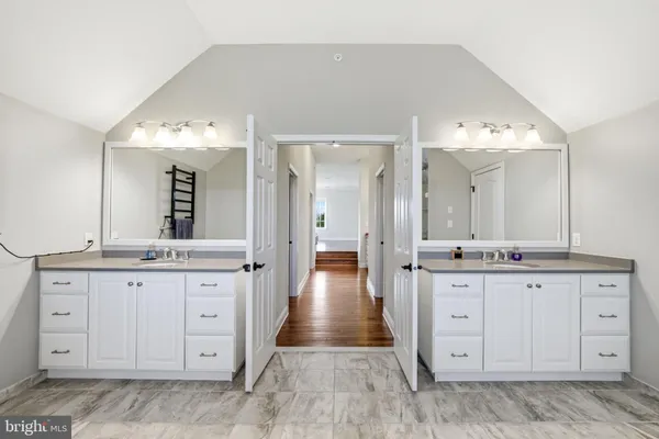 $1,845,000 | 305 Greenbank Lane, Newtown Square, PA 19073