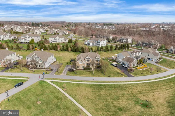 $1,845,000 | 305 Greenbank Lane, Newtown Square, PA 19073