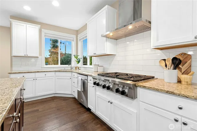 $2,185,750 | 14713 98th Avenue Northeast, Bothell, WA 98011