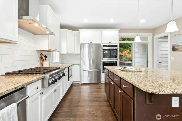 $2,185,750 | 14713 98th Avenue Northeast, Bothell, WA 98011