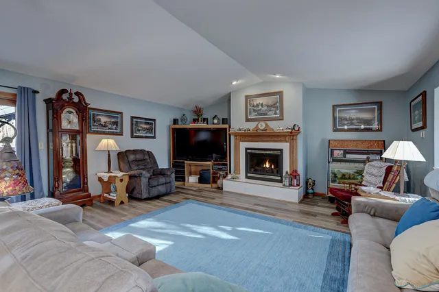 $304,900 | 1506 Coolidge Street, New Holstein, WI 53061