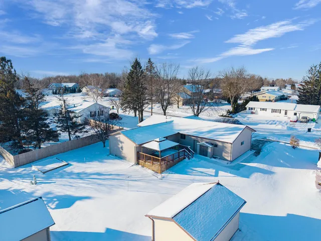 $304,900 | 1506 Coolidge Street, New Holstein, WI 53061