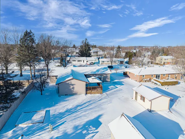 $304,900 | 1506 Coolidge Street, New Holstein, WI 53061