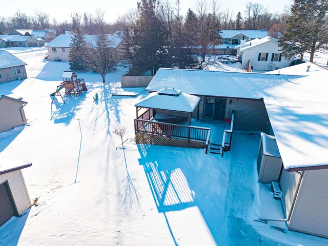 $304,900 | 1506 Coolidge Street, New Holstein, WI 53061