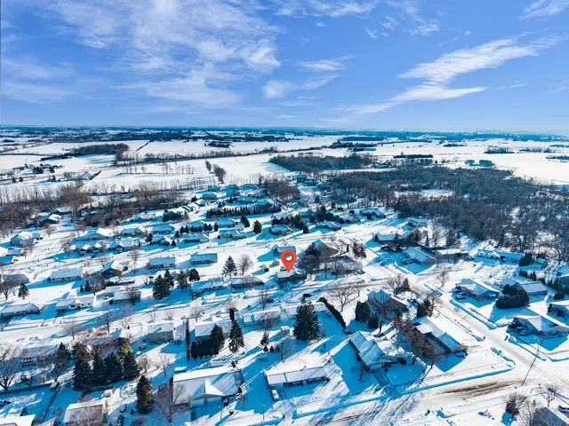 $304,900 | 1506 Coolidge Street, New Holstein, WI 53061