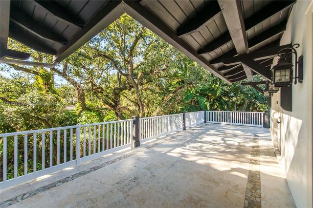 $3,990,000 | 730 Calatrava Avenue, Coral Gables, FL 33143