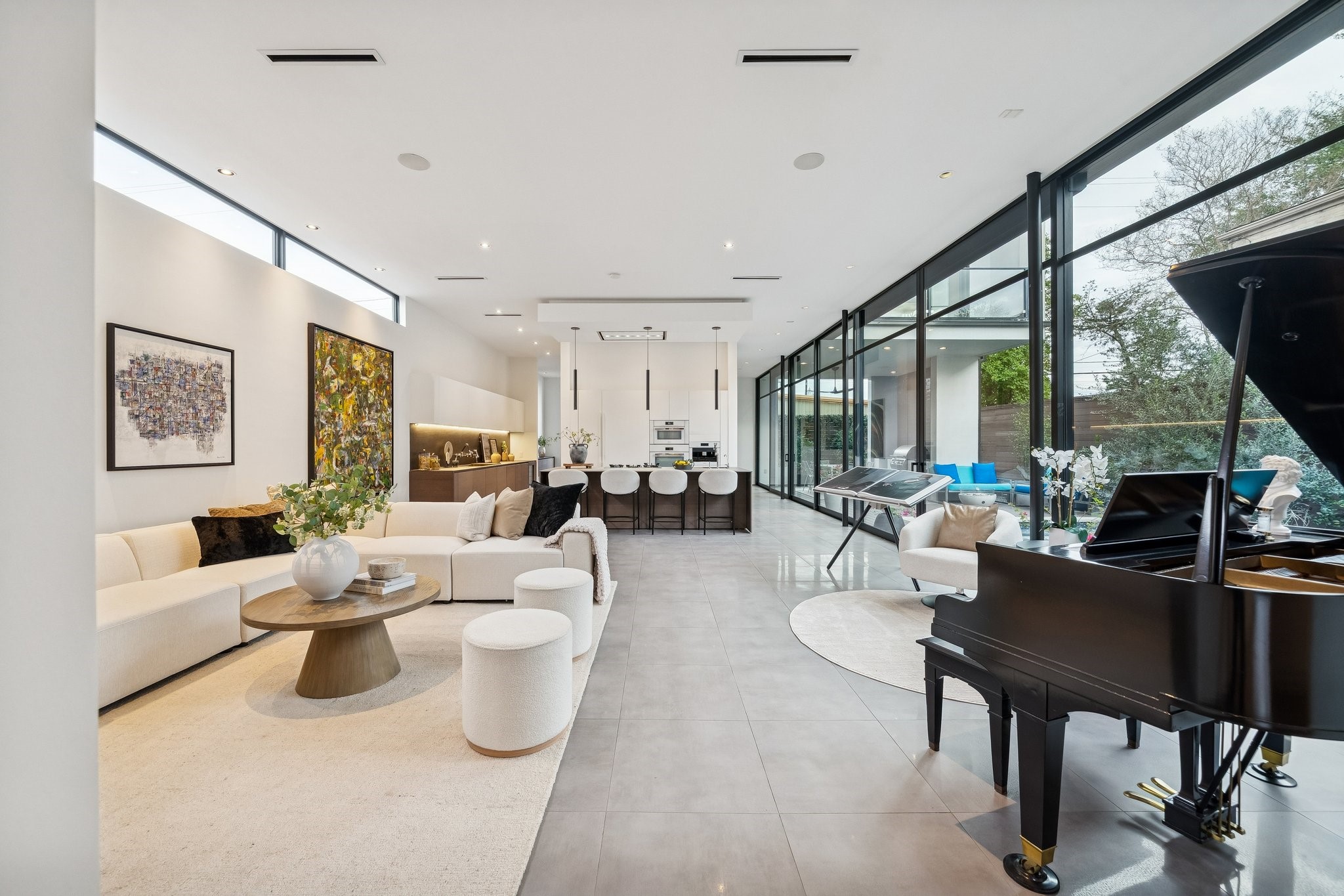 2332 Wroxton Road Houston, TX 77005 - Photo 15 of 50 a living room with furniture and a large window