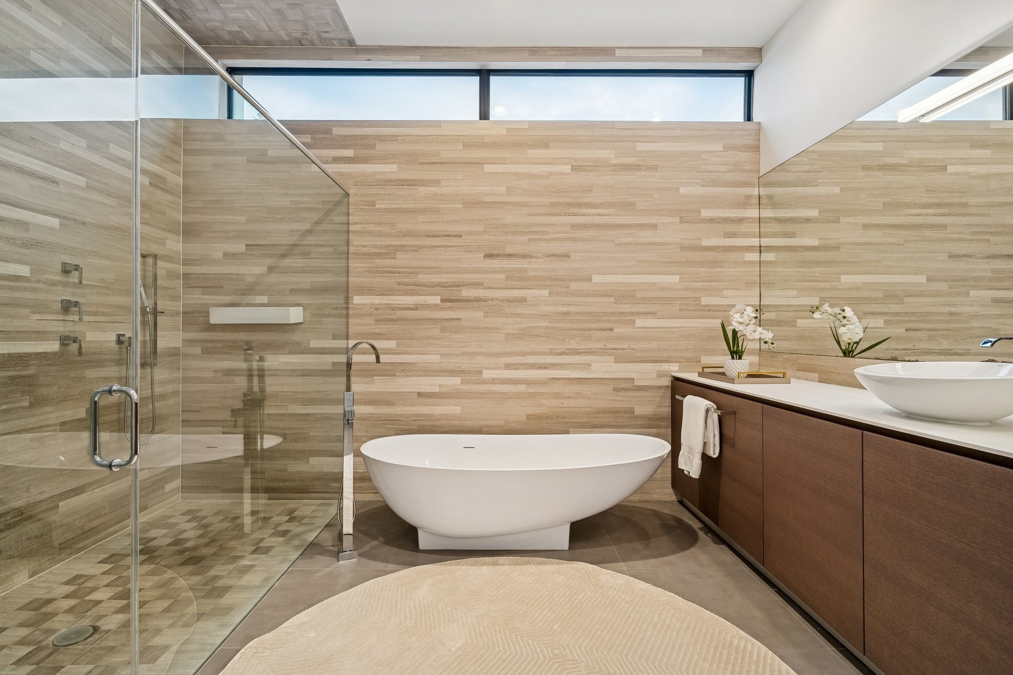 2332 Wroxton Road Houston, TX 77005 - Photo 34 of 50 a bathroom with a toilet and a sink