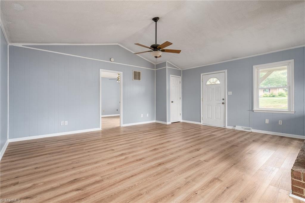 3606 Edgefield Road Greensboro, NC 27409 - Photo 1 of 41 WELCOME HOME!