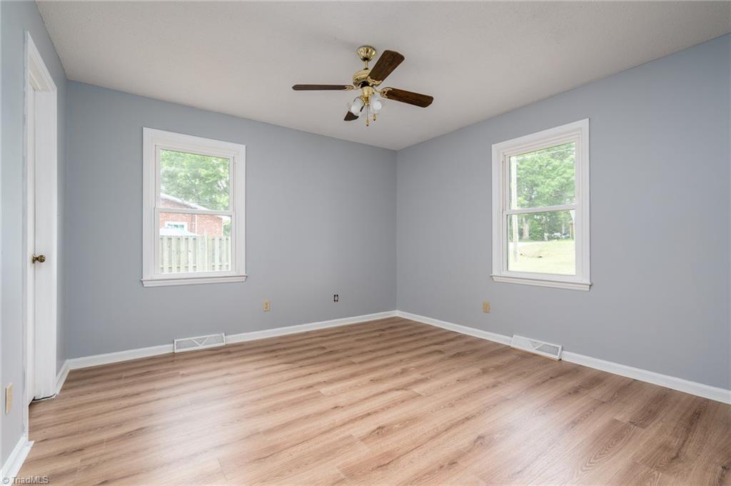 3606 Edgefield Road Greensboro, NC 27409 - Photo 11 of 41 primary bedroom