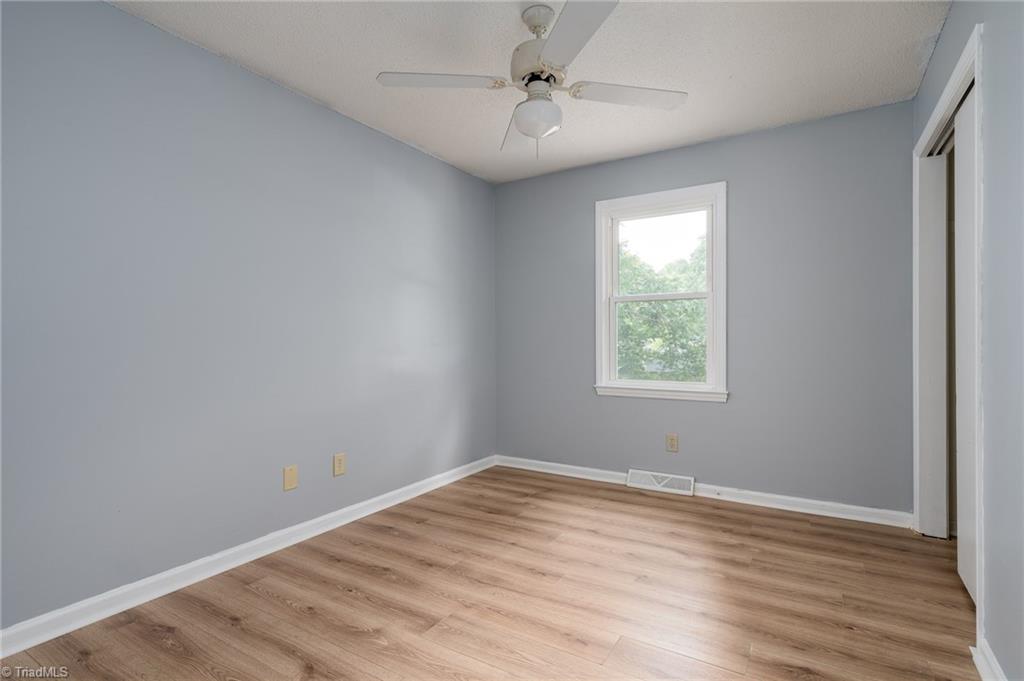 3606 Edgefield Road Greensboro, NC 27409 - Photo 18 of 41 Bedroom #3