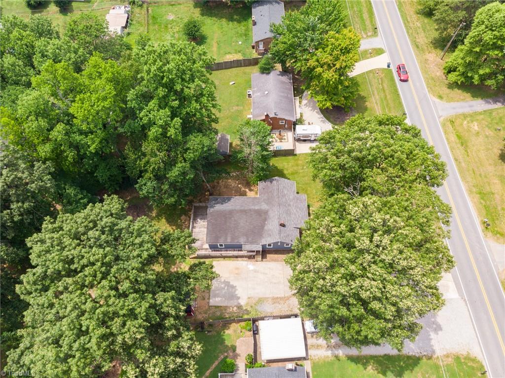3606 Edgefield Road Greensboro, NC 27409 - Photo 40 of 41 Gallery Image 40