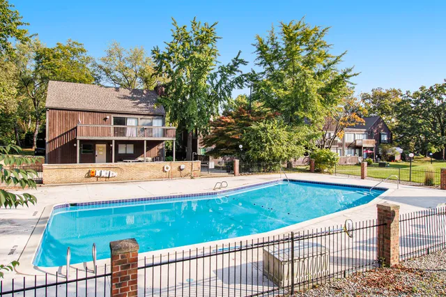 $161,500 | 141 Selkirk Court, Kalamazoo, MI 49006