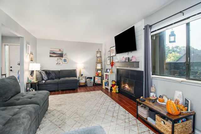 $161,500 | 141 Selkirk Court, Kalamazoo, MI 49006