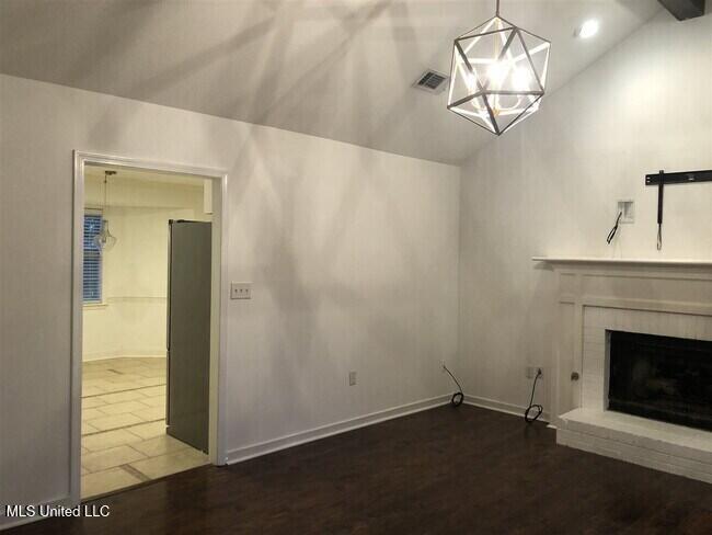 231-n-wheatley-st-ridgeland-ms-building-