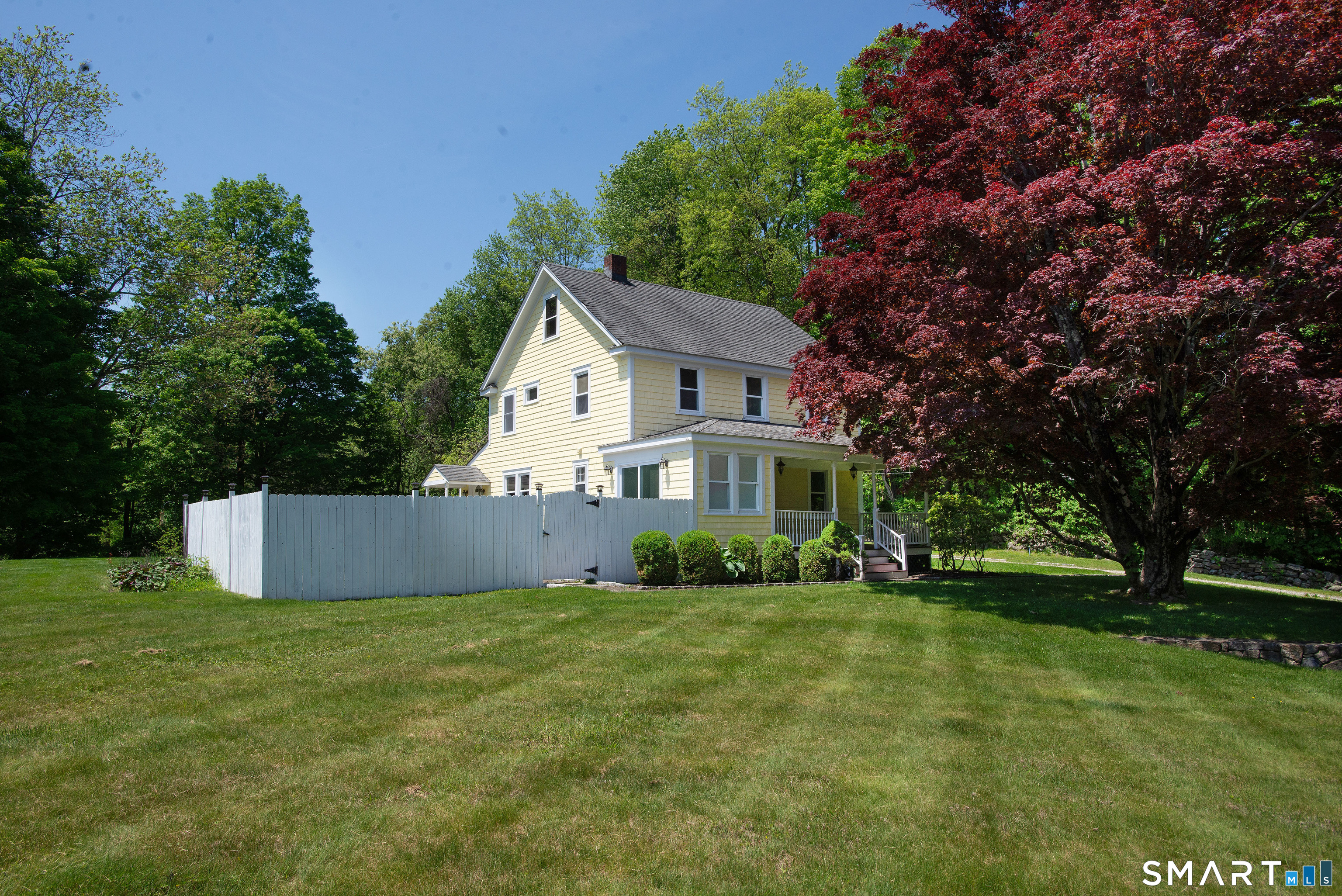 159 Barry Avenue Ridgefield, CT 06877 - Photo 6 of 39