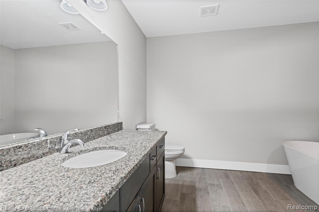 4429 River Road East China, MI 48054 - Photo 20 of 35