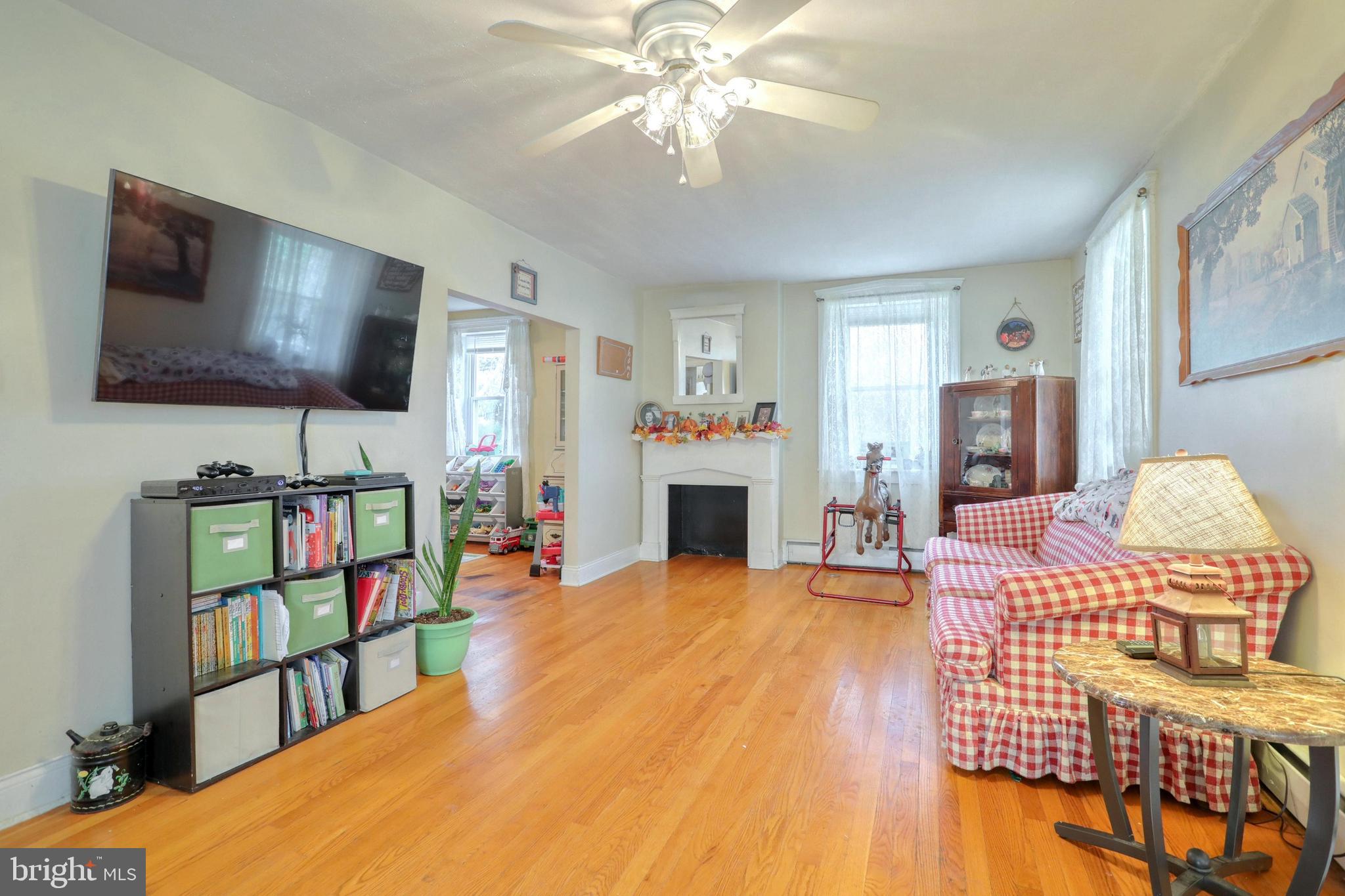 890 Tracey Road Hanover, PA 17331 - Photo 5 of 44