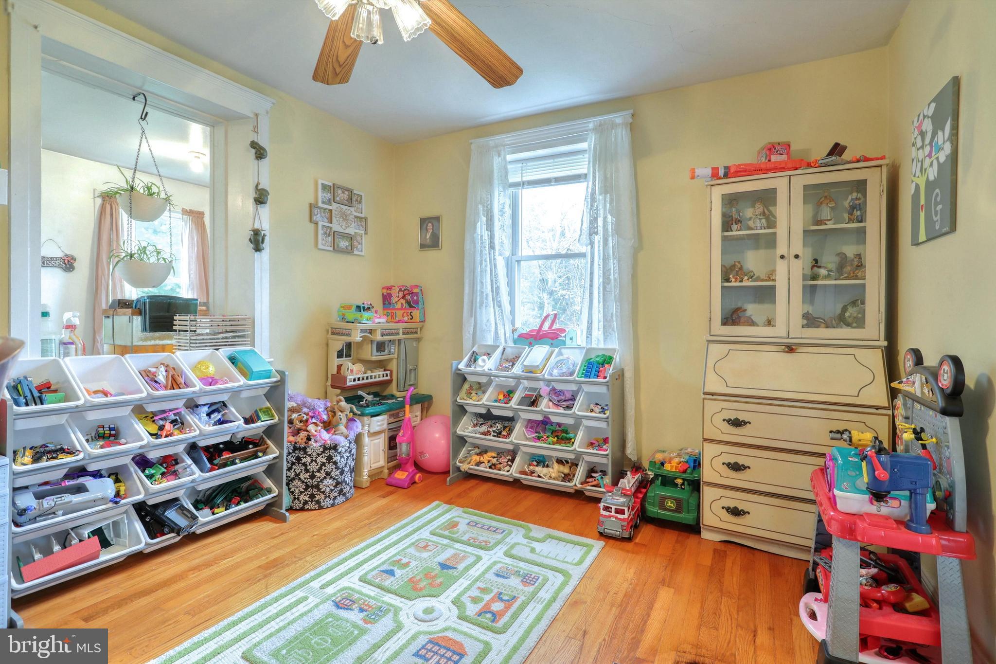 890 Tracey Road Hanover, PA 17331 - Photo 9 of 44