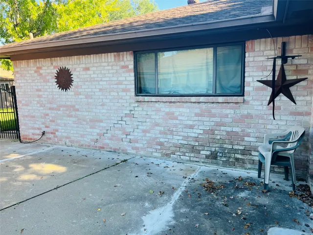 a view of outdoor space