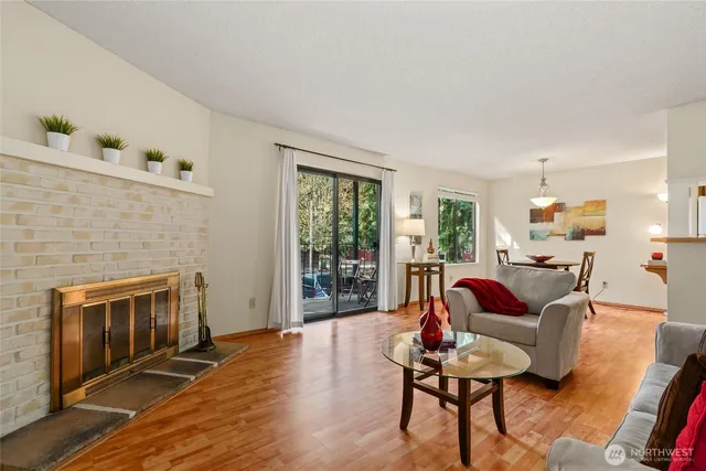 $385,000 | 14331 124th Avenue Northeast, Unit C22, Kirkland, WA 98034