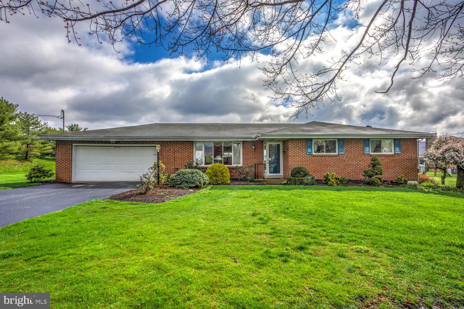 2019 Valley Road Morgantown, PA 19543 - Photo 1 of 38 Gallery Image 1
