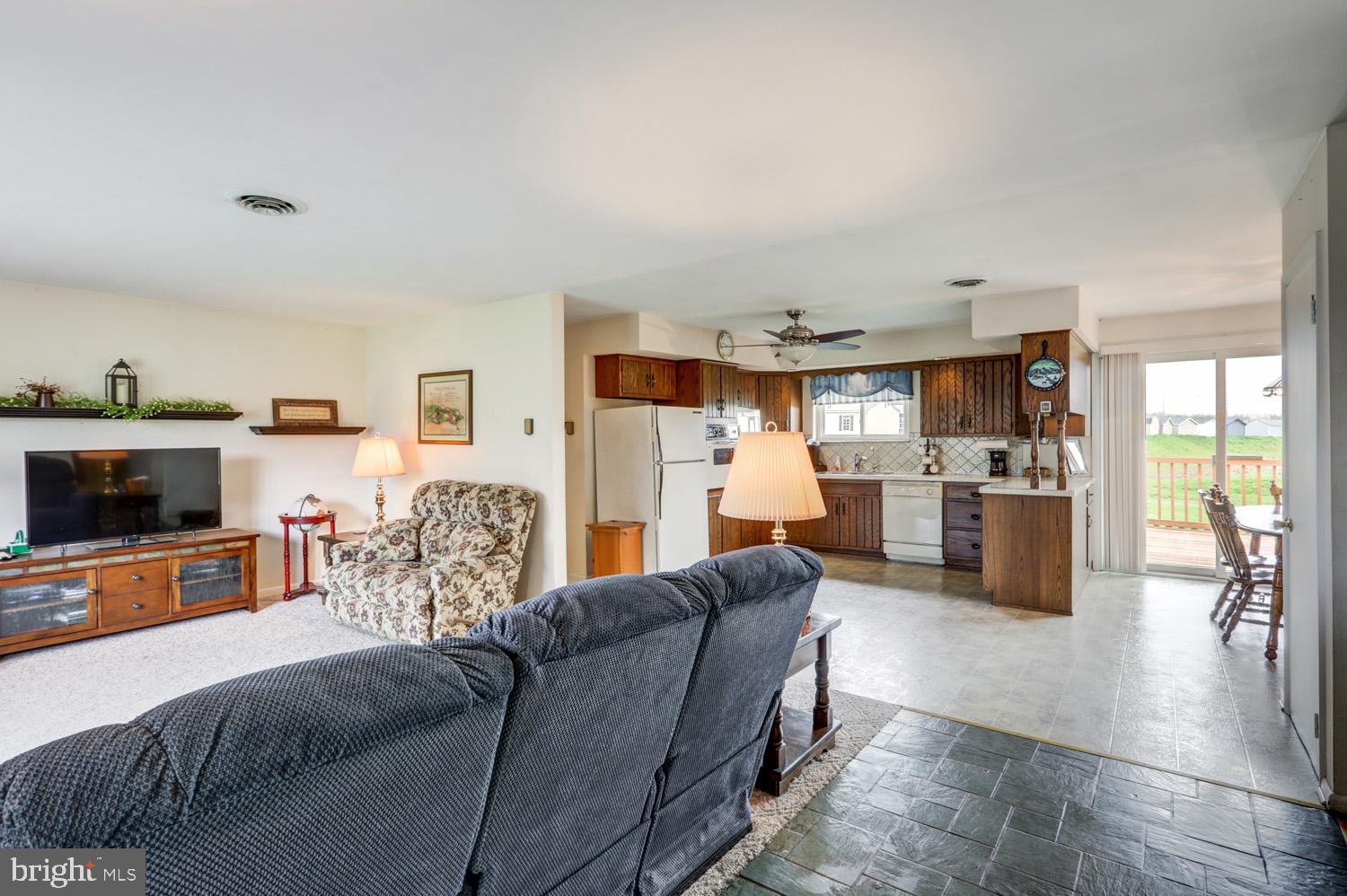 2019 Valley Road Morgantown, PA 19543 - Photo 11 of 38 Gallery Image 11