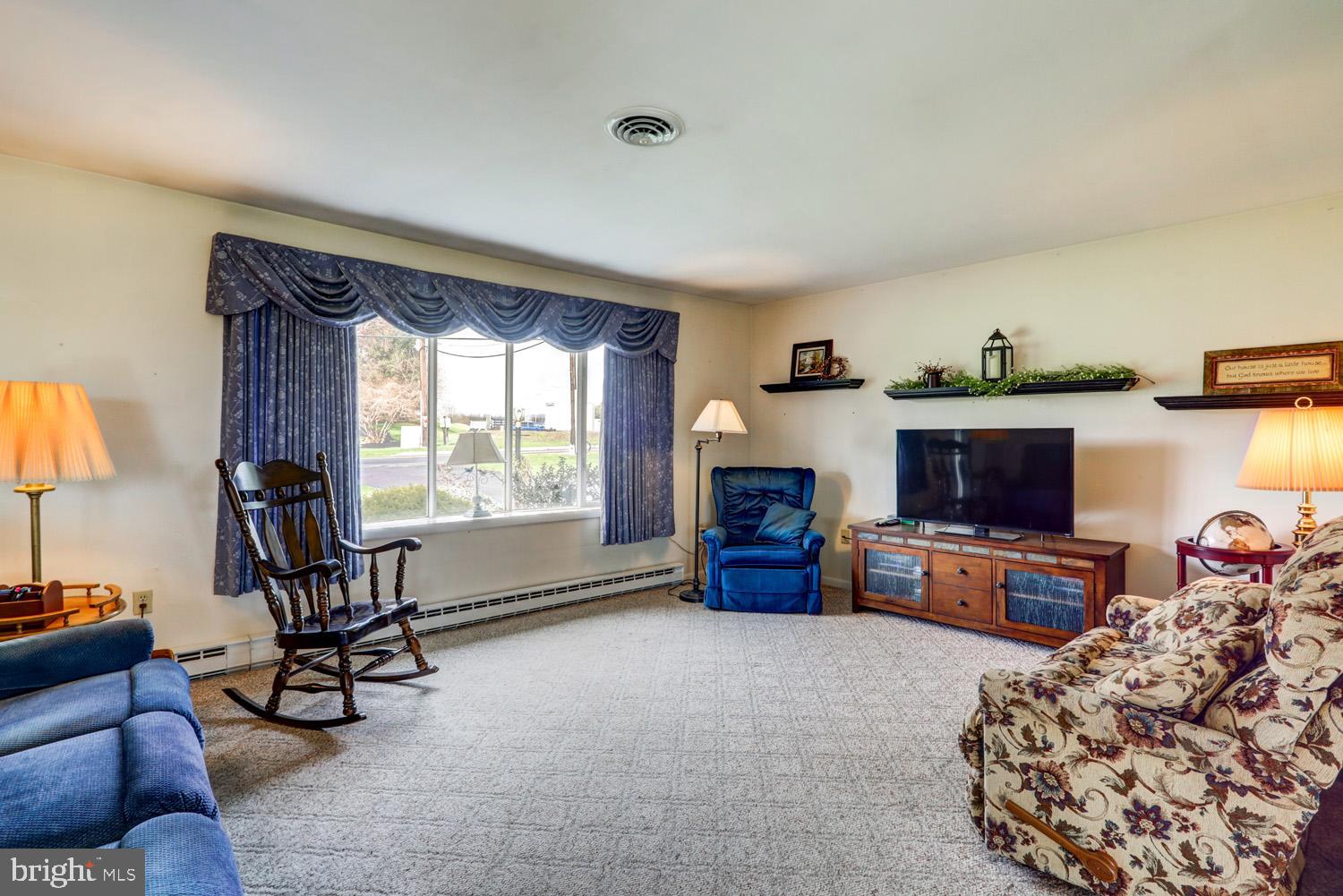 2019 Valley Road Morgantown, PA 19543 - Photo 13 of 38 Gallery Image 13