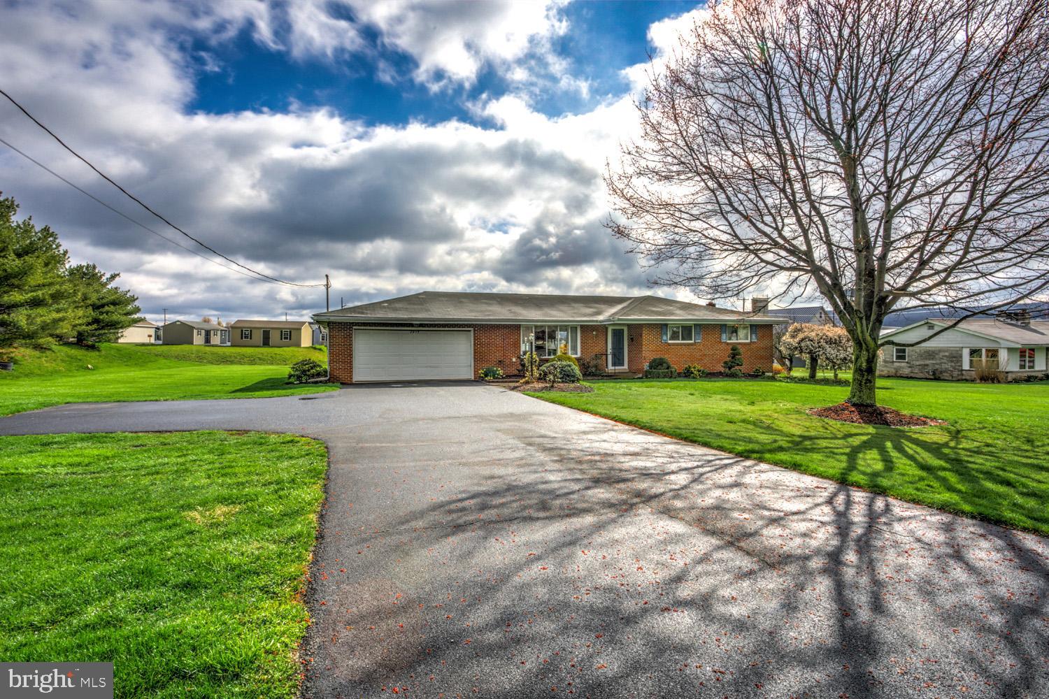 2019 Valley Road Morgantown, PA 19543 - Photo 3 of 38 Gallery Image 3