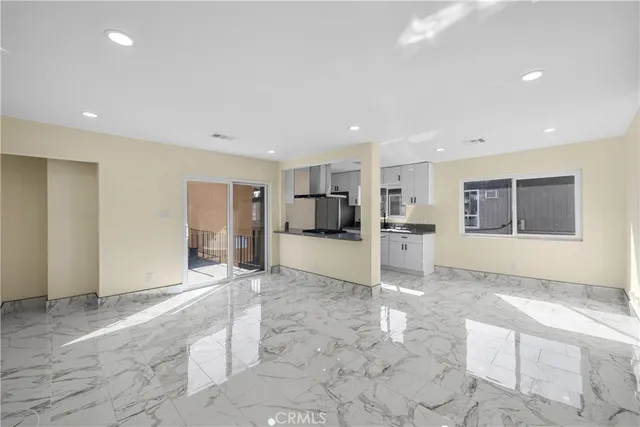 $1,395,000 | 10005 Sepulveda Boulevard, Mission Hills, CA 91345